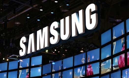 Samsung mass producing 3D vertical NAND flash chips