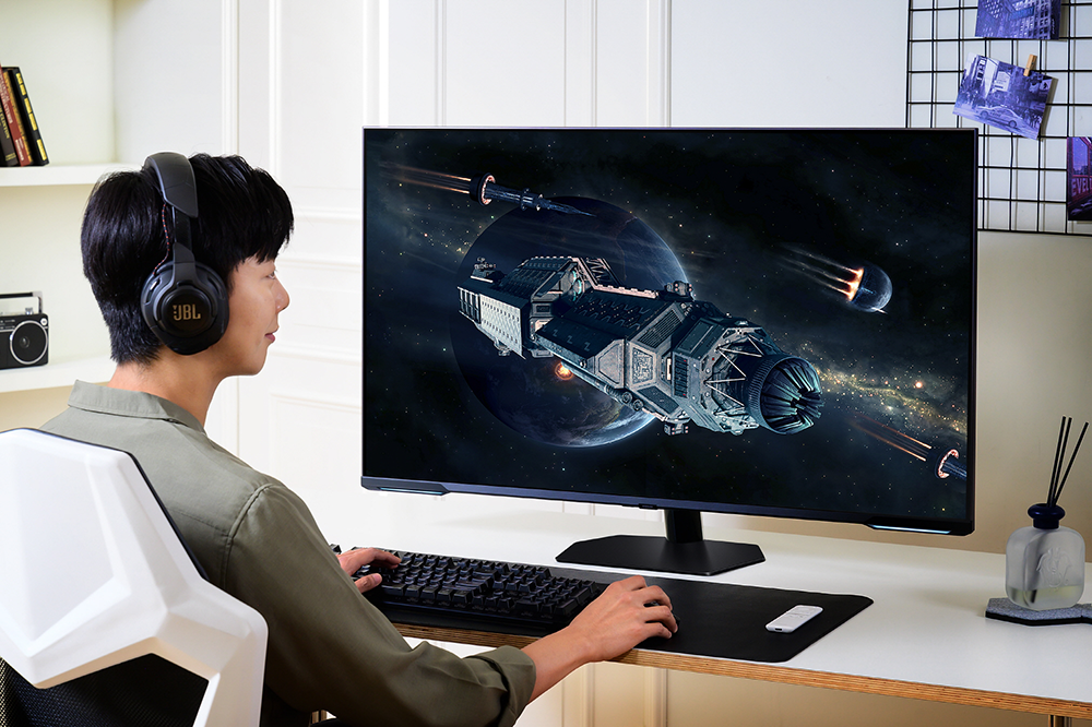 Samsung’s 43-inch Odyssey Neo G7 monitor is available in the USA