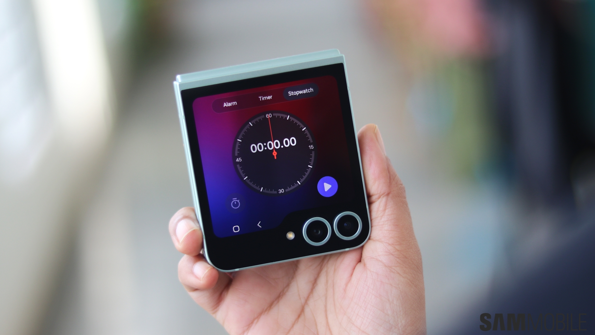 One UI 8.5 alarm clocks can match the weather outside, here’s how to set it up