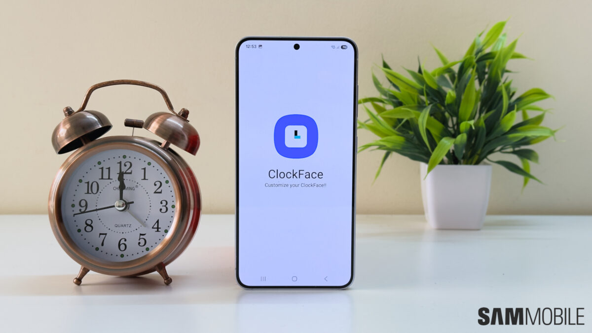 Samsung ClockFace On Samsung Galaxy S25